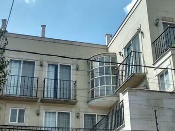 CASA EN VENTA EN LOMAS DE TECAMACHALCO