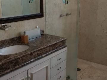 CASA EN VENTA EN LOMAS DE TECAMACHALCO