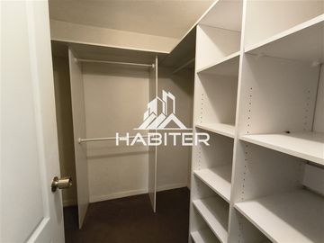Departamento en venta de 3 dorm. en Los Angeles