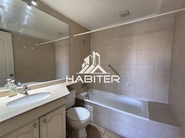 Departamento en venta de 3 dorm. en Los Angeles