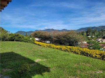 Venta de Casa Campestre en La Ceja Cerca al casco Urbano