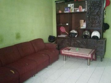 Rumah nyaman dekat perumahan dekat POLRI Gowok