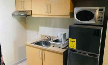 Condominium for Rent: Studio Flat Condo for Rent / Lease in Manansala Tower Rockwell Center Makati City