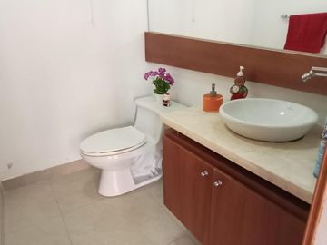 casa en arriendo/venta en chia. Cod V11843