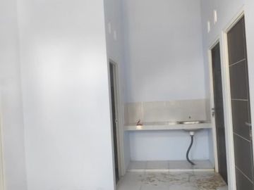 Rumah Ekonomis Lokasi Strategis Dekat Indogrosir Kacuk | 0