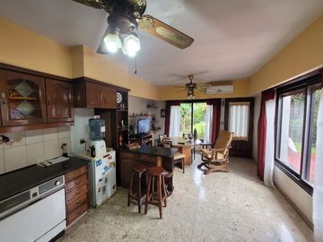 Casa en venta en Lanus Este