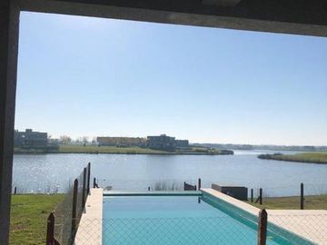 VALERIA LOPEZ PROPIEDADES I ESPECTACULAR CASA VISTA AL LAGO
