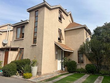 LA CAÑADA, MONSEÑOR EDWARDS