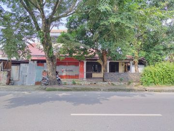 Rumah Tua Hook di Jl. Wahid Hasyim