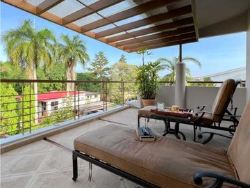 VENTA DE CASA EN CARDENAS VILLAGE 422M2