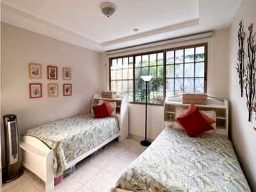 VENTA DE CASA EN CARDENAS VILLAGE 422M2