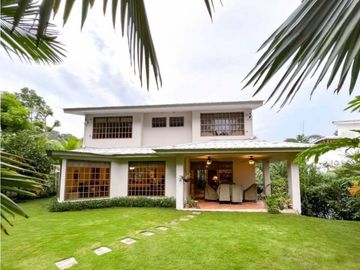 VENTA DE CASA EN CARDENAS VILLAGE 422M2