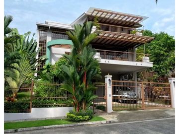 VENTA DE CASA EN CARDENAS VILLAGE 422M2
