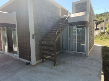 Casa con vistas panorámicas, tranquilidad y naturaleza