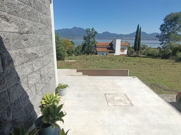 Casa con vistas panorámicas, tranquilidad y naturaleza