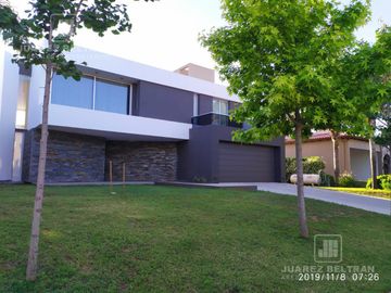 Casa - San Isidro