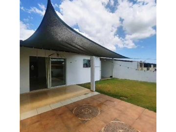 VENDO CASA EN LA CHORRERA COSTA VERDE ARBOLEDA LOS CEDROS 3R