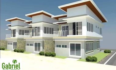 4-Bedroom Single Detached Beach House in Liloan