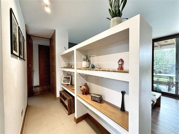Casa en venta de 4 dorm. en Colina