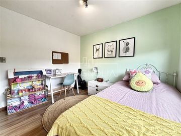 Casa en venta de 4 dorm. en Colina