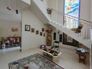 Rumah Mewah Luxury Dalam Perum Elite Monjali Barat UGM Dalam Ringroad