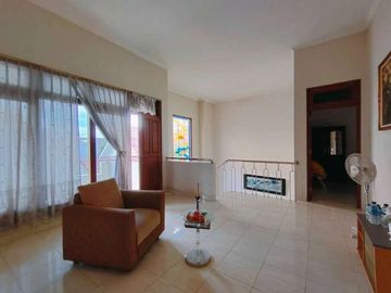 Rumah Mewah Luxury Dalam Perum Elite Monjali Barat UGM Dalam Ringroad