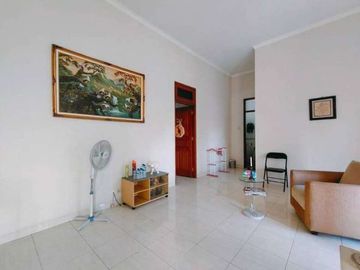 Rumah Mewah Luxury Dalam Perum Elite Monjali Barat UGM Dalam Ringroad