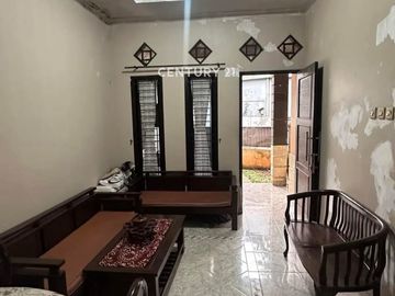 Rumah 1 Lantai Di Graha Raya Ut 18331