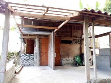 VENDO LOTE DE 6600M2 DERECHO POSESORIO ROVIRA