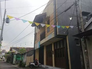 Kost 10 kamar, tengah kota dekat ambarukmo plasa