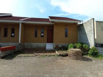rumah minimalis komplek perumahan di wates kulon progo