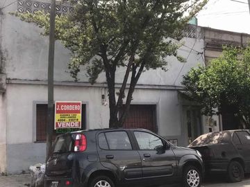Casa PH en venta en Piñeyro