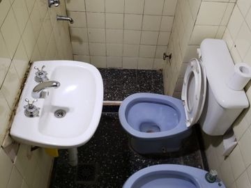 Casa PH en venta en Piñeyro