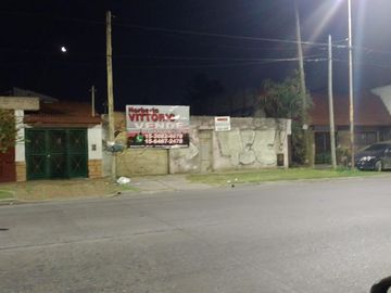 CASA ANTIGUA - LOTE DE 10X32 HAEDO SUR