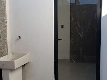 EXCELENTE CASA EN VENTA EN CANDORA RESIDENCIA, LEÓN ,GTO.