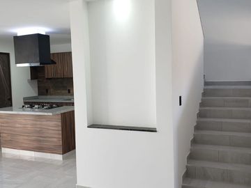 EXCELENTE CASA EN VENTA EN CANDORA RESIDENCIA, LEÓN ,GTO.