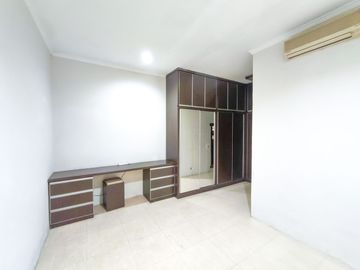Rumah SHM LT 180 Siap KPR 10 Menit ke Mall Lippo Karawaci J-12044