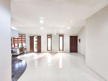 Rumah SHM LT 180 Siap KPR 10 Menit ke Mall Lippo Karawaci J-12044