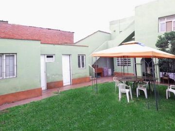 EXCELENTE UBICACION EN SAN ANTONIO POR REMODELAR