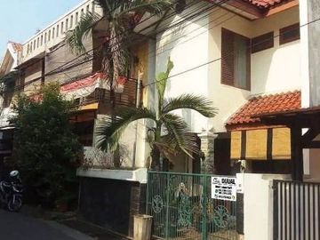 JUAL Rumah di Pancoran jalan muat mobil sudah SHM bebas banjir