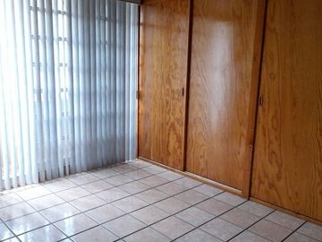 Casa en venta en Nezahualcóyotl, Estado de México