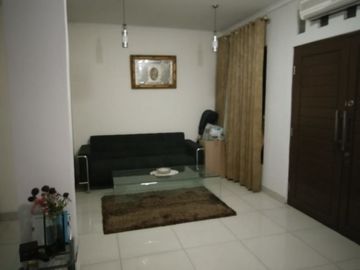 Dijual Rumah Cluster Cendana 2 Lantai Lokasi Bintaro Tangsel