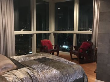 3 Bedroom Condo for sale at The River by Raimon Land