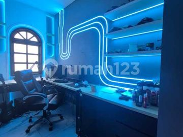 Rumah Elegan Dalam Kawasan Premium Lebak Bulus