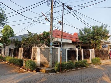 Rumah Strategis dekat Bintaro Jaya di Bukit Nusa Indah 7689