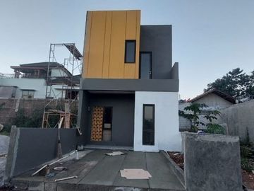 Dijual rumah mewah cantik rasa villa sejuk asri di Cibiru Hils 2 Dkt UIN