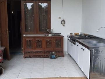Rumah Siap Huni Lokasi Strtegis tengah kota