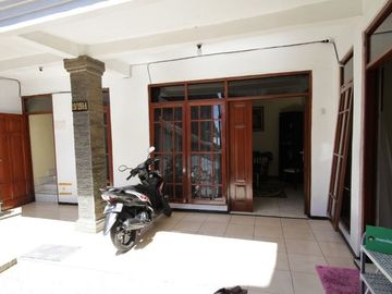 Rumah Mewah Dijual di Dago