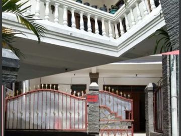 Rumah Mewah Dijual di Dago