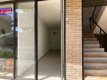 local en arriendo en granadillo. Cod A11522